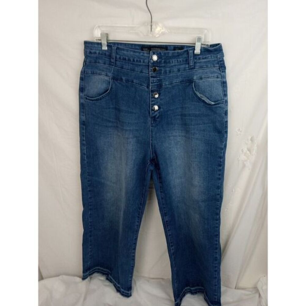 Women's Chic Denim Size‎ 16 High Rise Crop Blue Jean